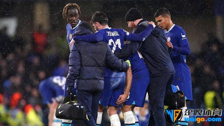 Chelsea defender Ben Chilwell is helped off the pitch after suffering a hamstring injury in Chelsea&#39;s Champions League win over Dinamo Zagreb.