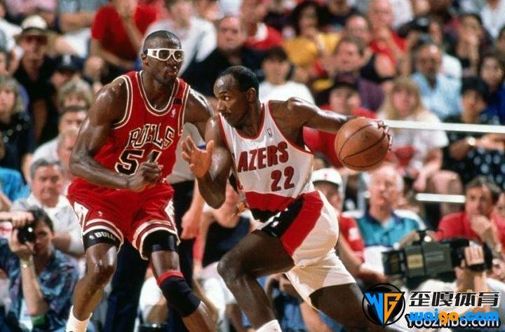 1992年NBA总决赛第三场 开拓者vs公牛 全场录像及集锦